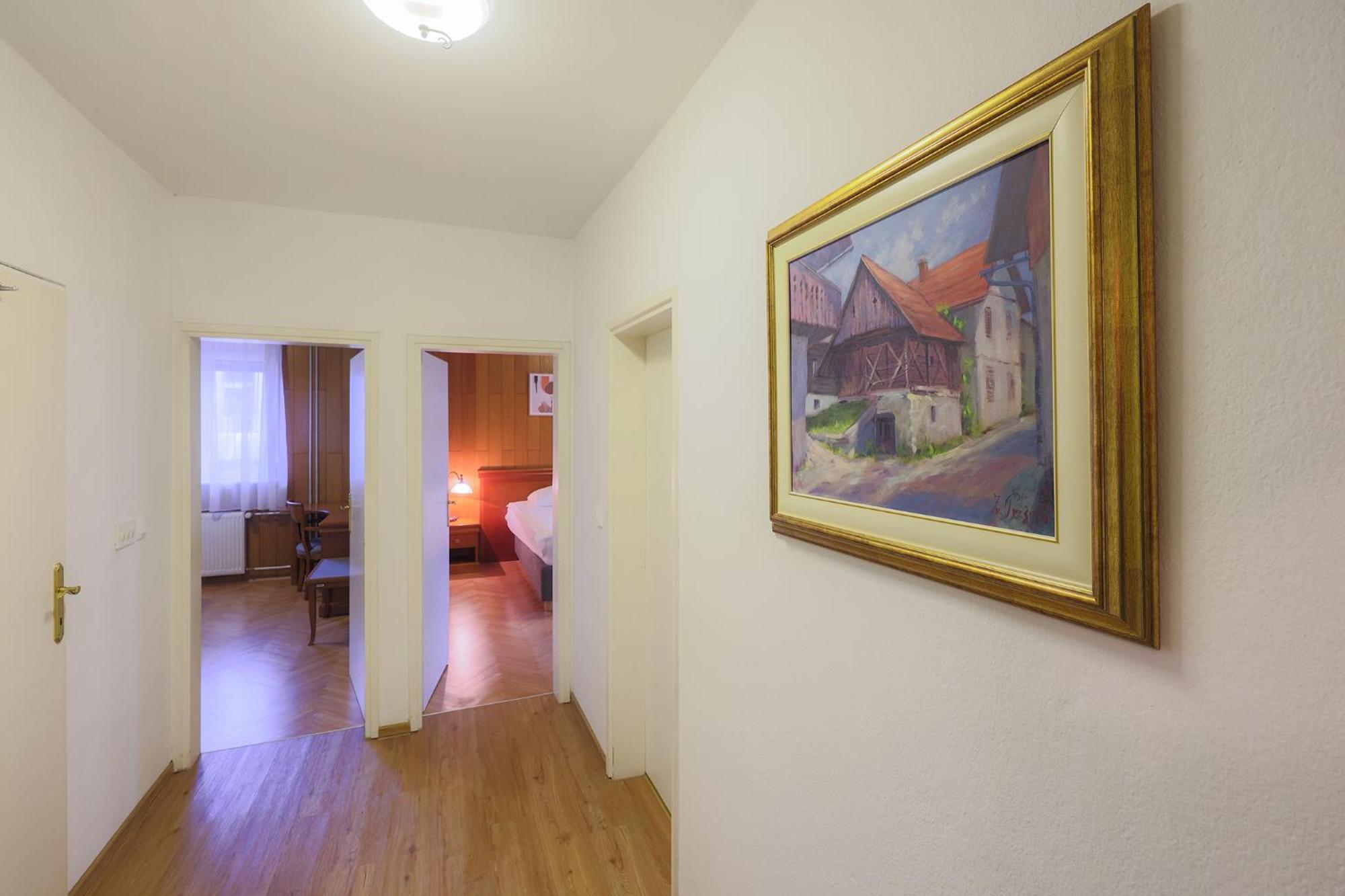 Papas Apartment 勒什 外观 照片