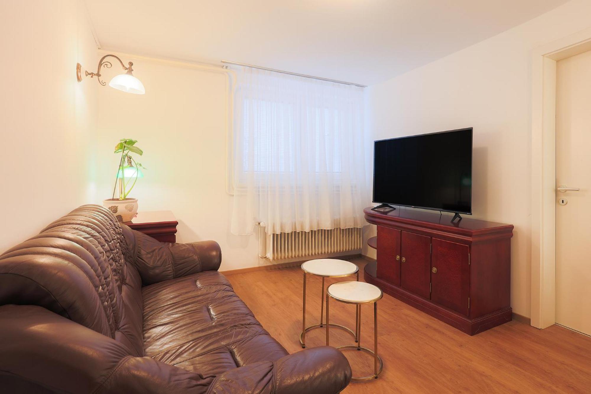 Papas Apartment 勒什 外观 照片