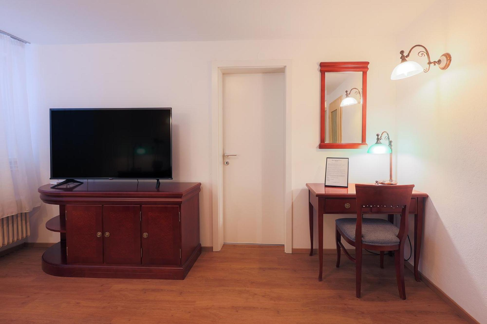 Papas Apartment 勒什 外观 照片