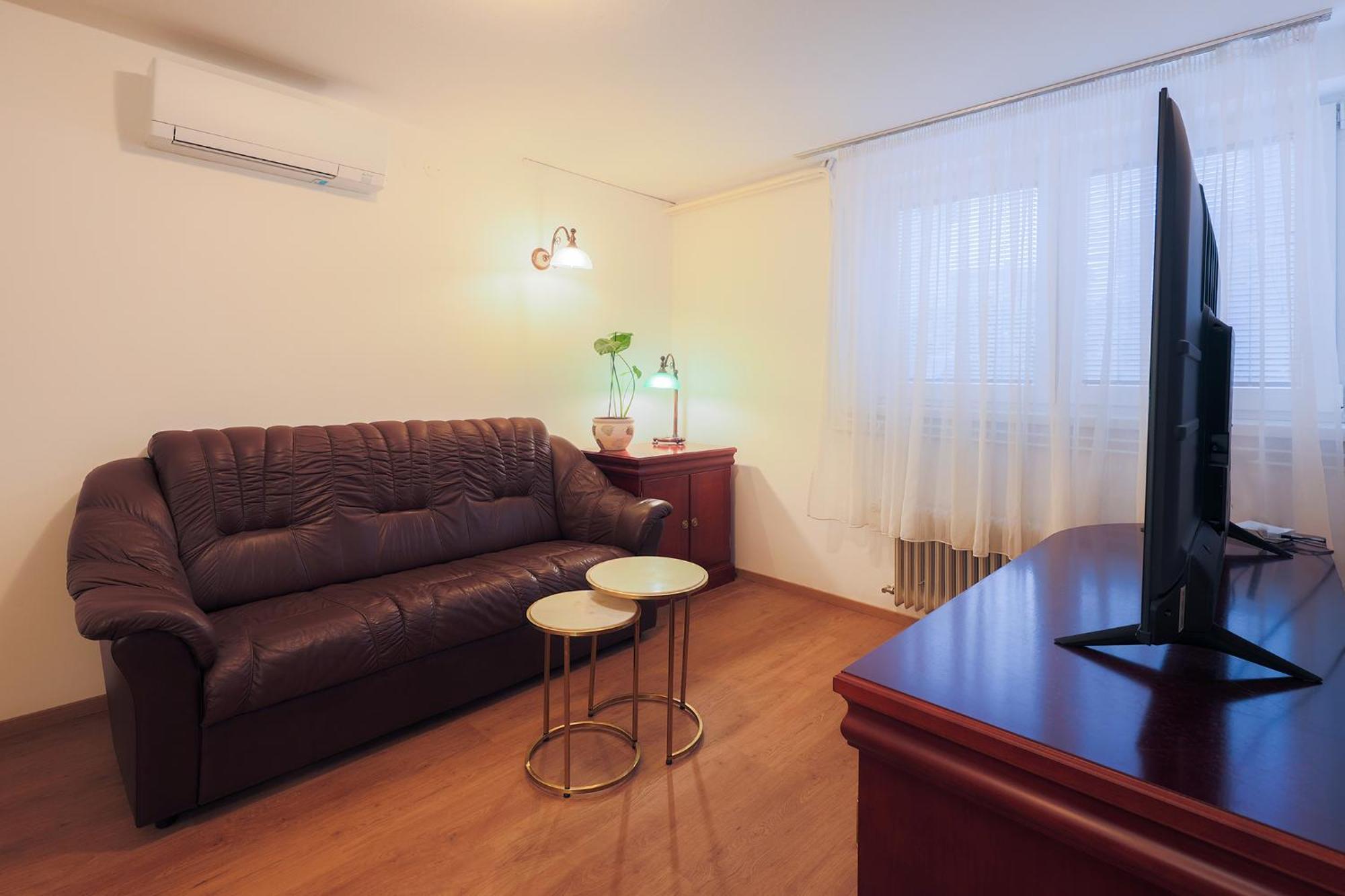 Papas Apartment 勒什 外观 照片
