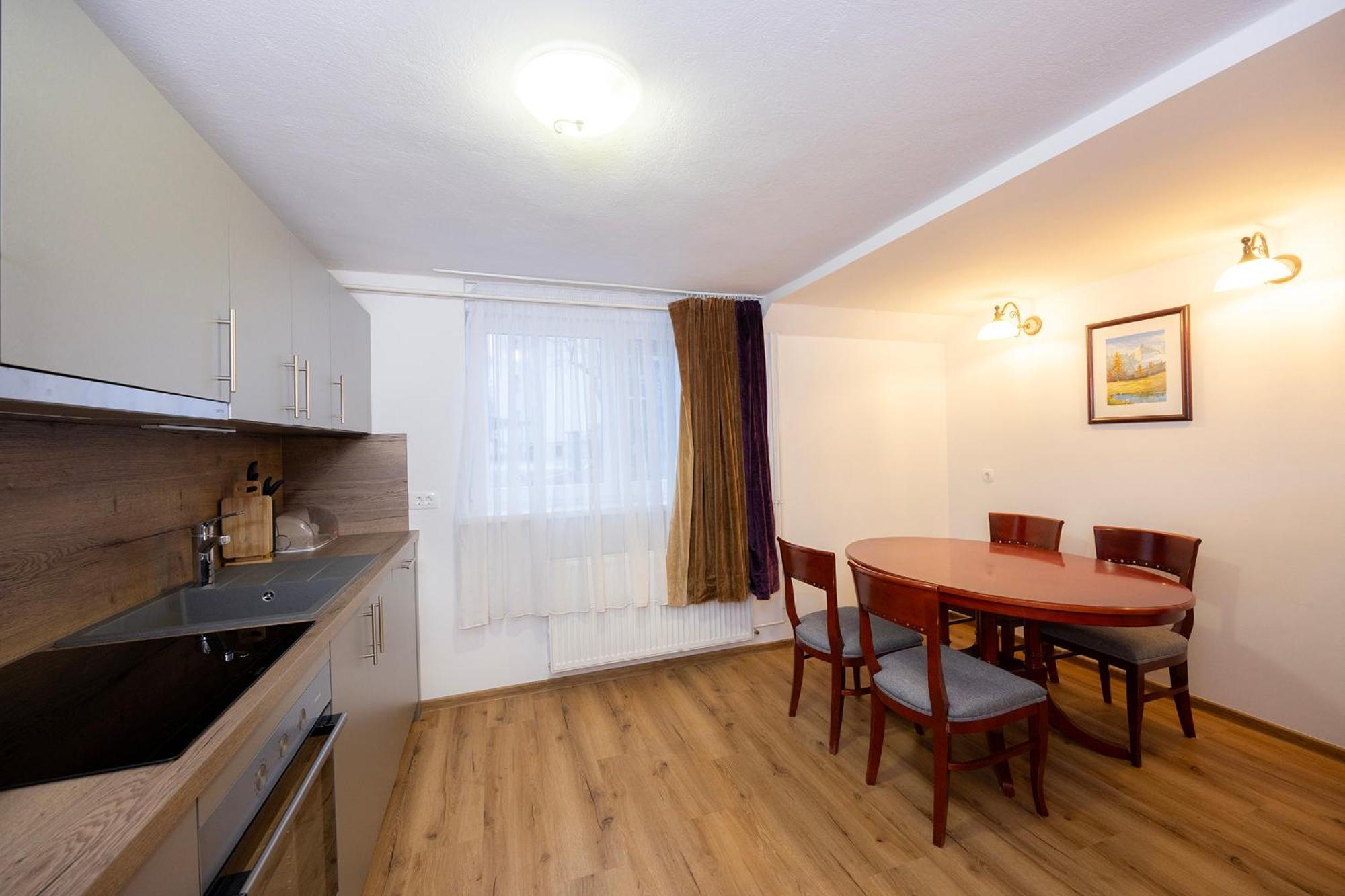 Papas Apartment 勒什 外观 照片